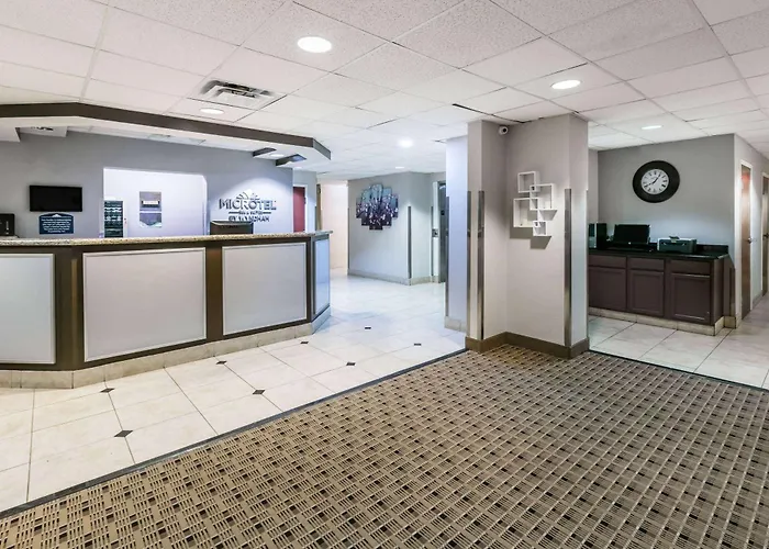 Microtel And Hotel 3*