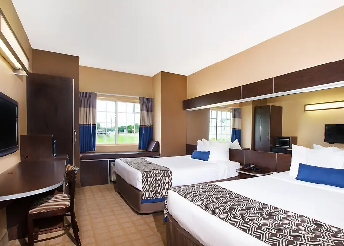 Microtel And Hotel 3*
