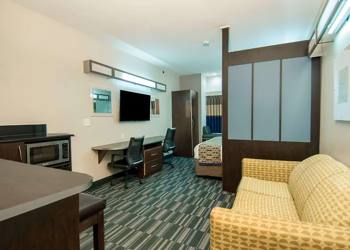 Microtel And Hotel 3*